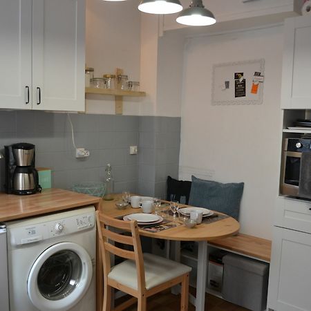 La Petite Maison Des Halles Тур Экстерьер фото